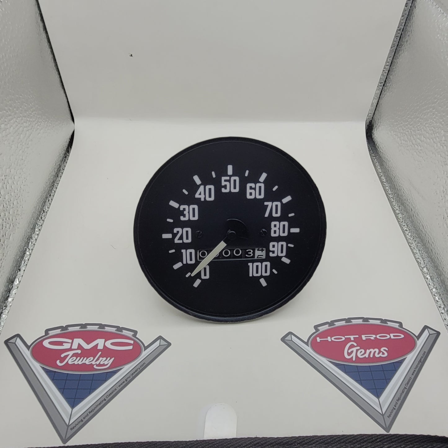 GMC 1000 original 100 mph Speedometer