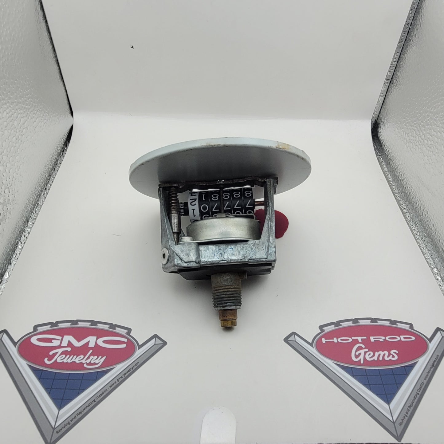 GMC 1000 original 100 mph Speedometer