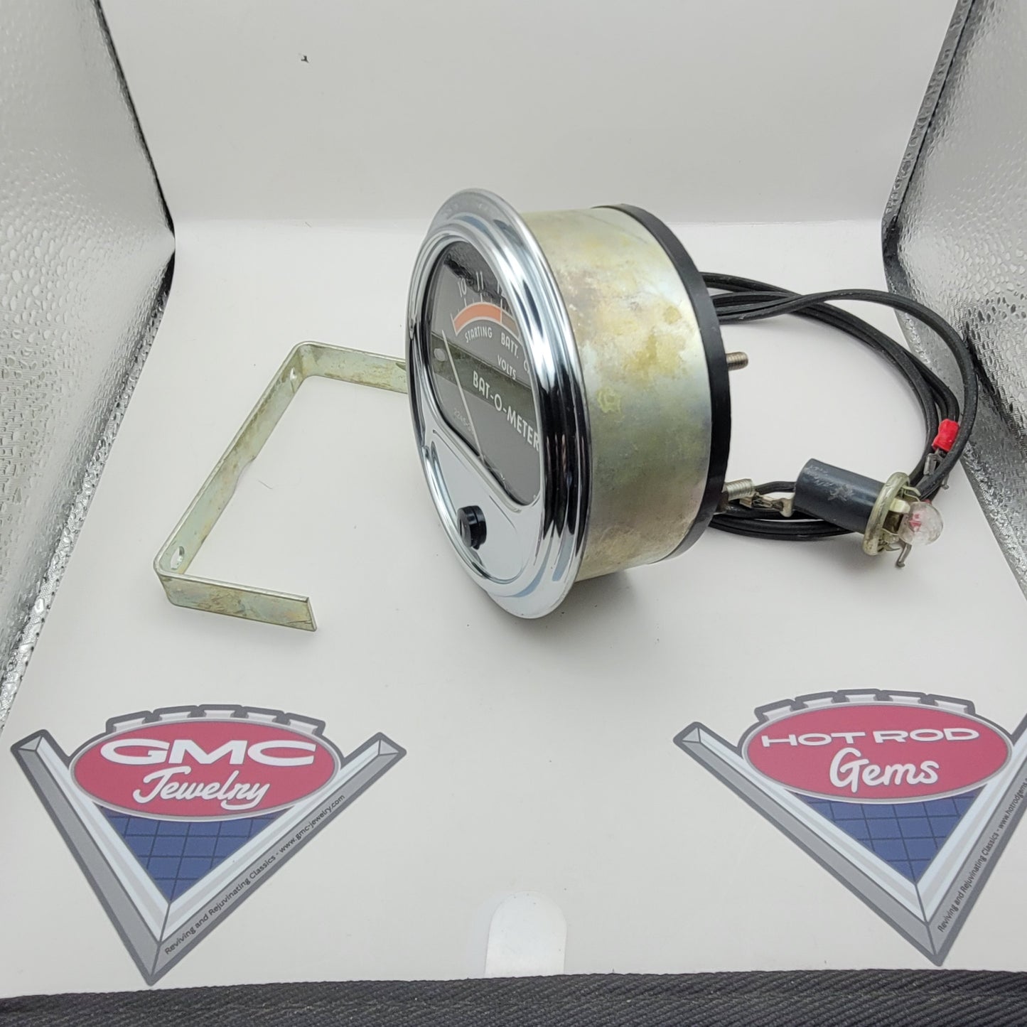 NOS Bat-O-Meter - Sun Electric Corp.