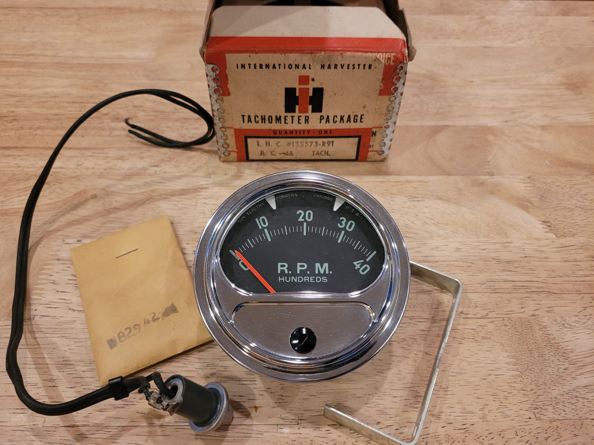 NOS Sun Electric Corporation RC-4A Tachometer - International Harvestor boxed - 0-4000 RPM