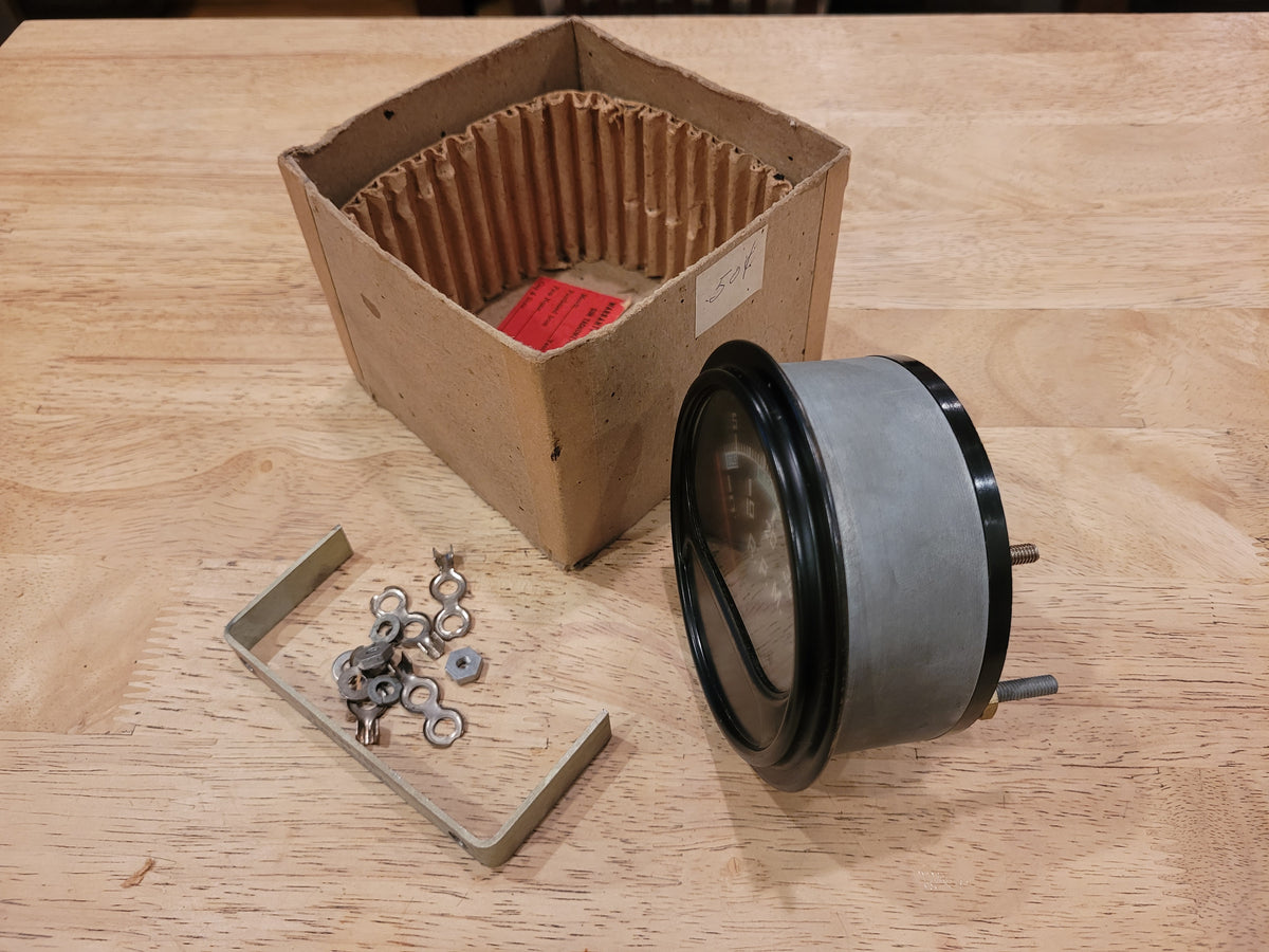 NOS Sun Electric Corporation RB-1 Tachometer - 0-4000 RPM