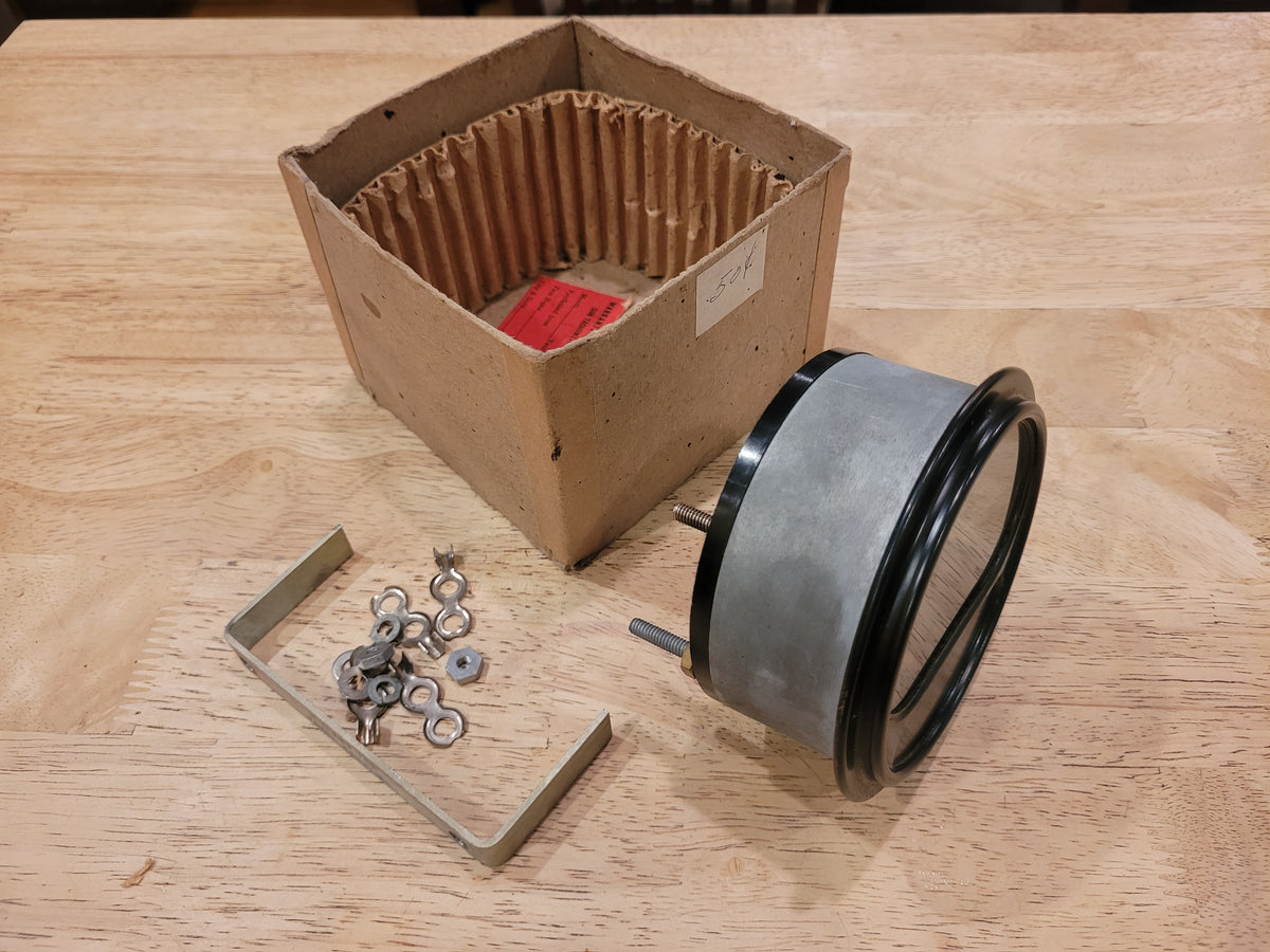 NOS Sun Electric Corporation RB-1 Tachometer - 0-4000 RPM