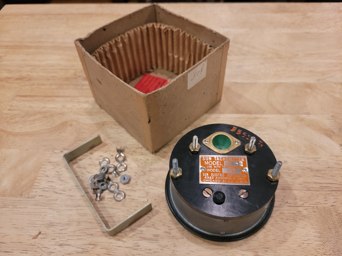 NOS Sun Electric Corporation RB-1 Tachometer - 0-4000 RPM
